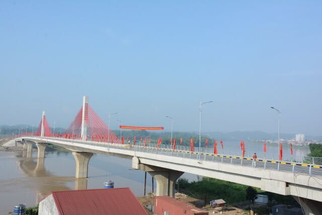 越南巴林桥 全景图